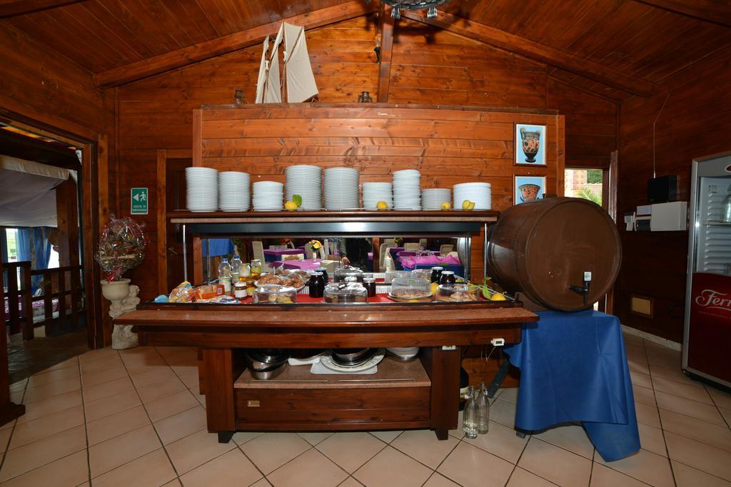 Agriturismo Borgo Dell'Aschetto Marina di Cerveteri Luaran gambar