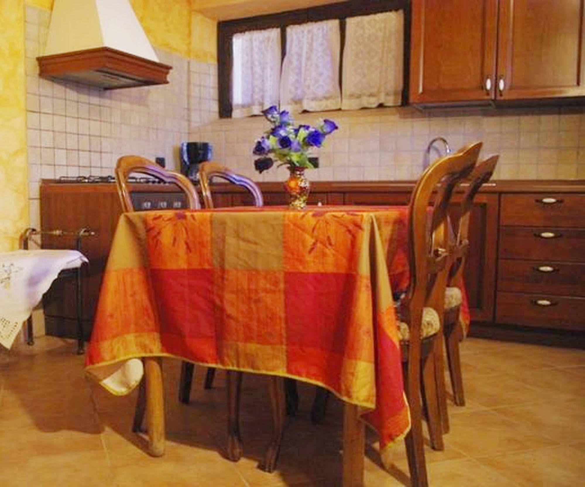 Agriturismo Borgo Dell'Aschetto Marina di Cerveteri Luaran gambar